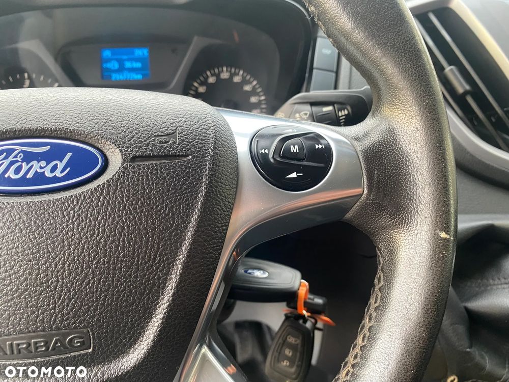 Ford Transit - 21