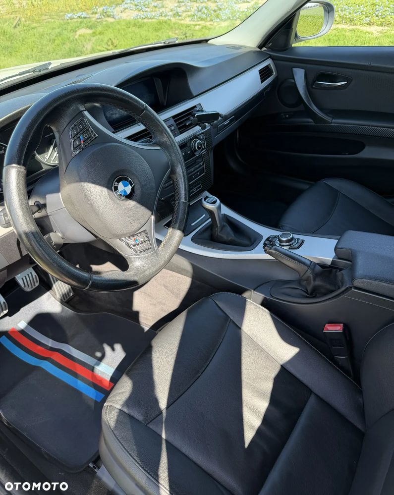 BMW Seria 3 320d - 14