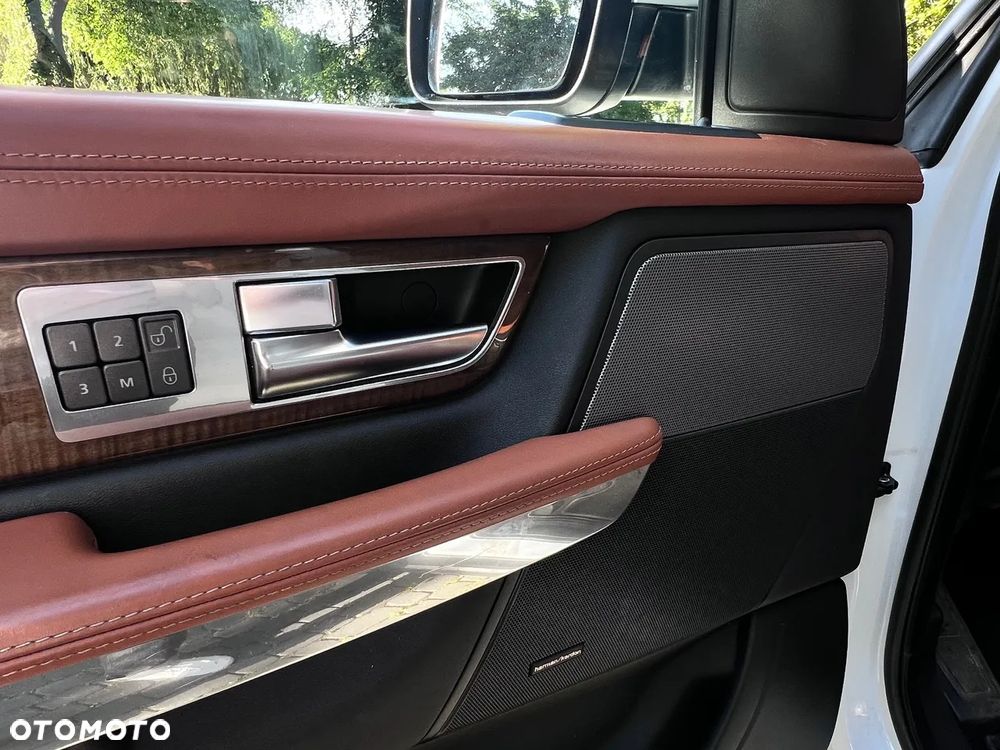 Land Rover Range Rover Sport - 16