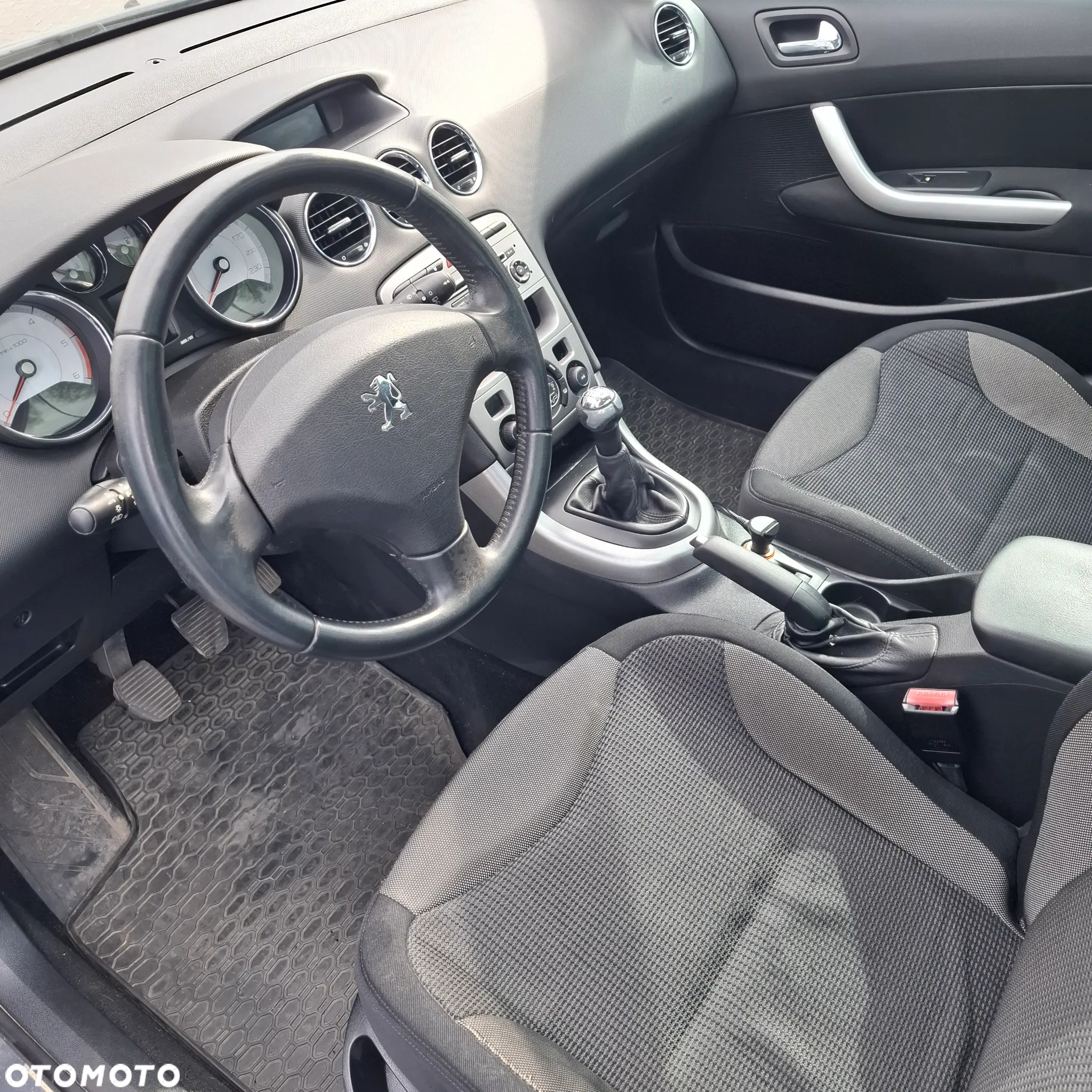 Peugeot 308 HDi FAP 110 Premium - 9