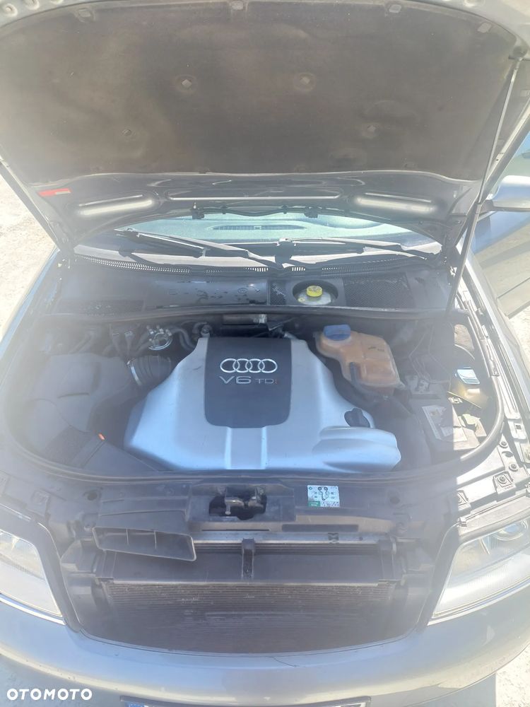 Audi A6 Avant - 10