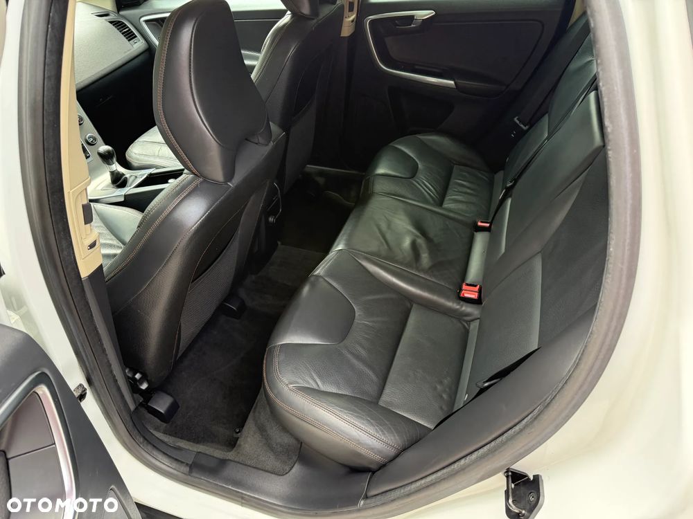 Volvo XC 60 D4 Summum - 7
