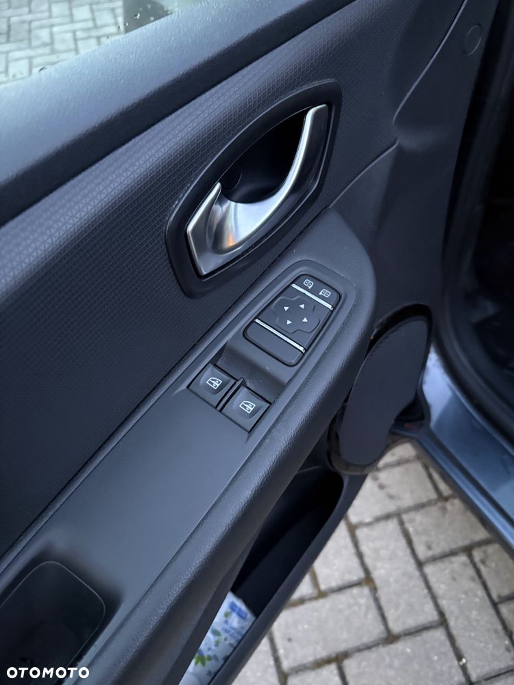 Renault Clio 1.2 16V Alize - 4