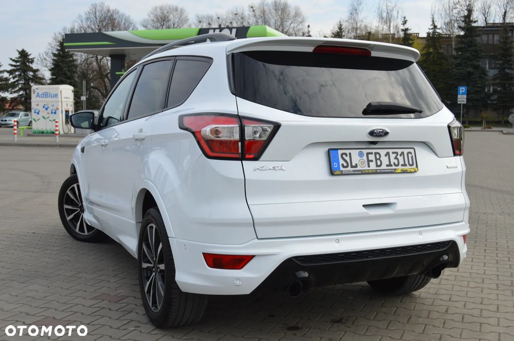 Ford Kuga 1.5 EcoBoost 2x4 ST-Line - 10