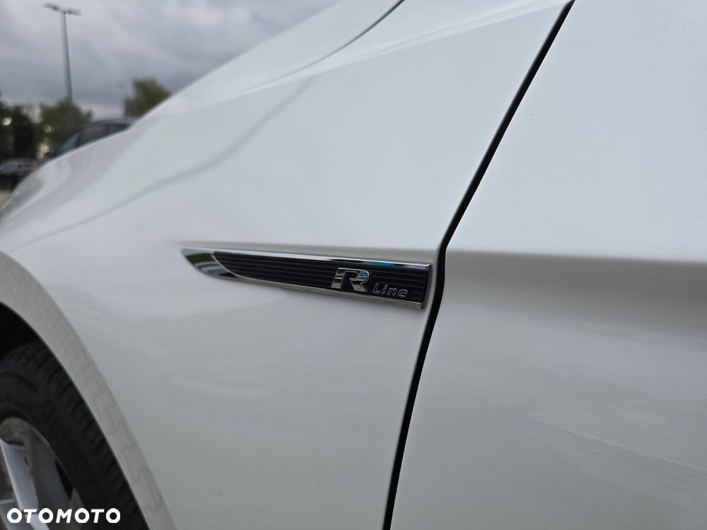 Volkswagen Passat Variant 2.0 TDI 4Mot Elegance DSG - 39