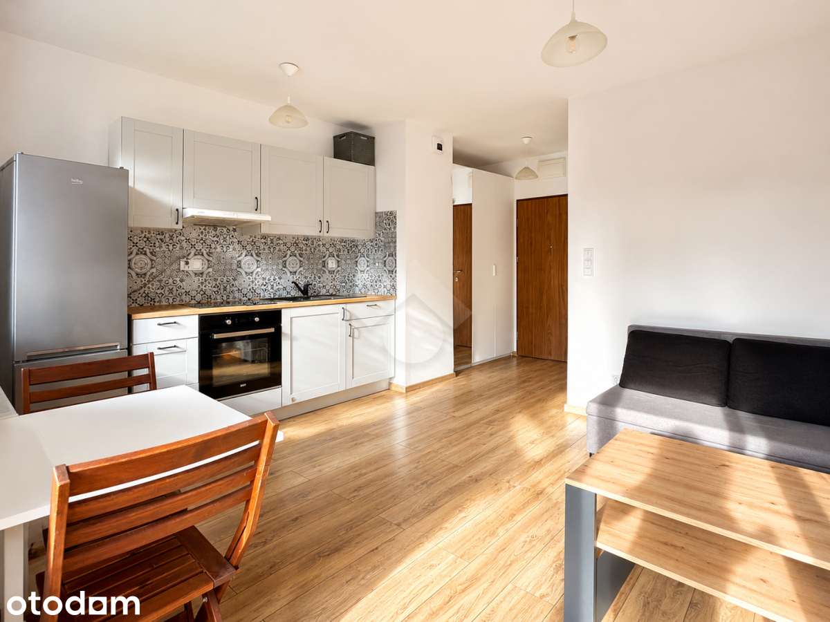 Kraków – Czyżyny – Nowoczesne studio z widokiem na zieleń
