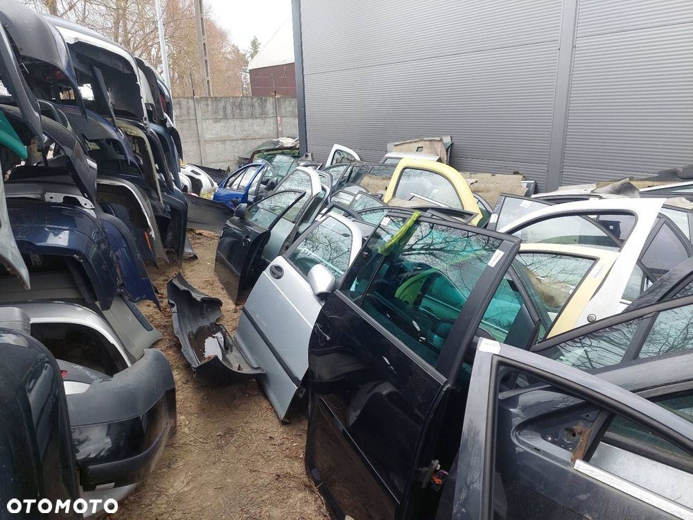 DRZWI KOMPLETNE PRAWY TYŁ VOLKSWAGEN TOURAN I LC9Z - 7