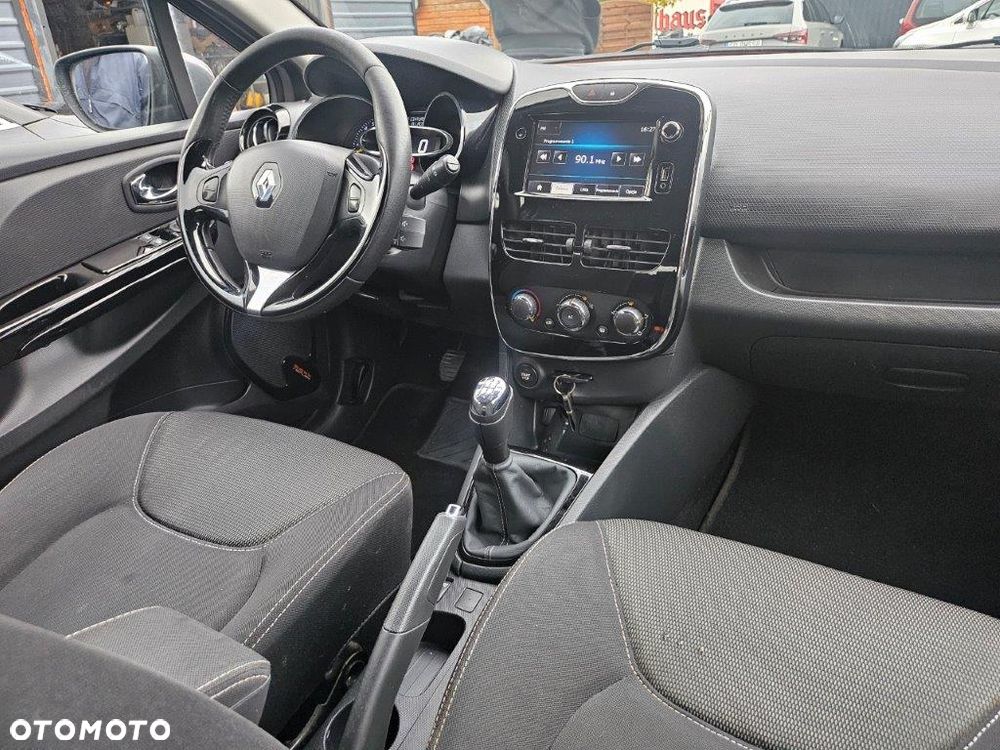 Renault Clio 1.2 16V 75 Experience - 20