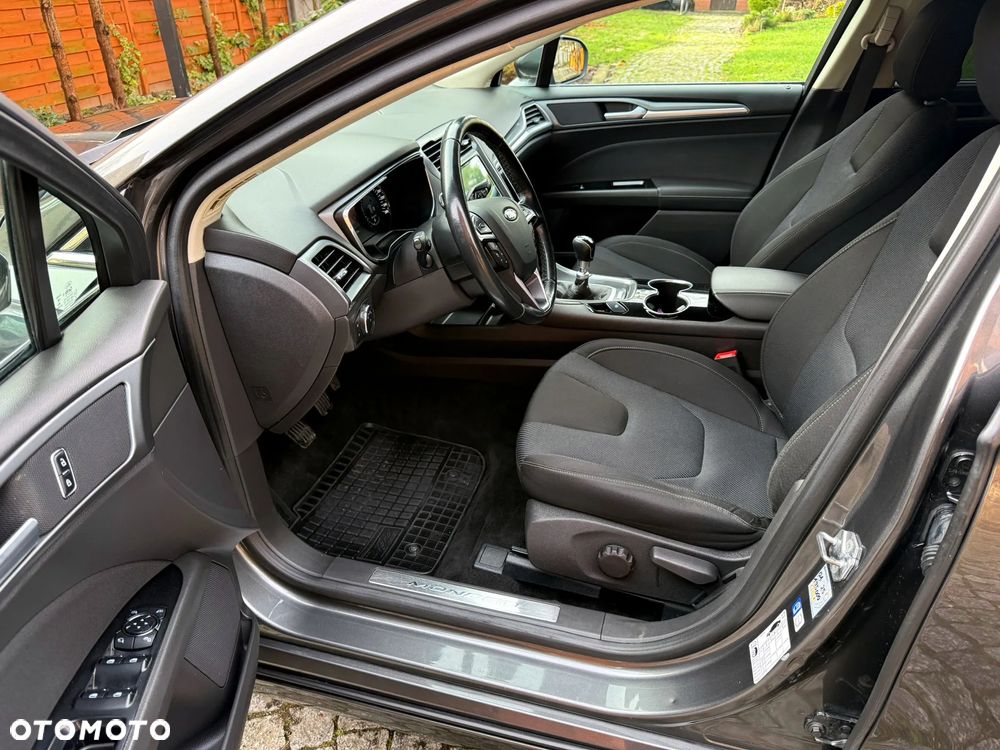 Ford Mondeo 2.0 TDCi Titanium - 15