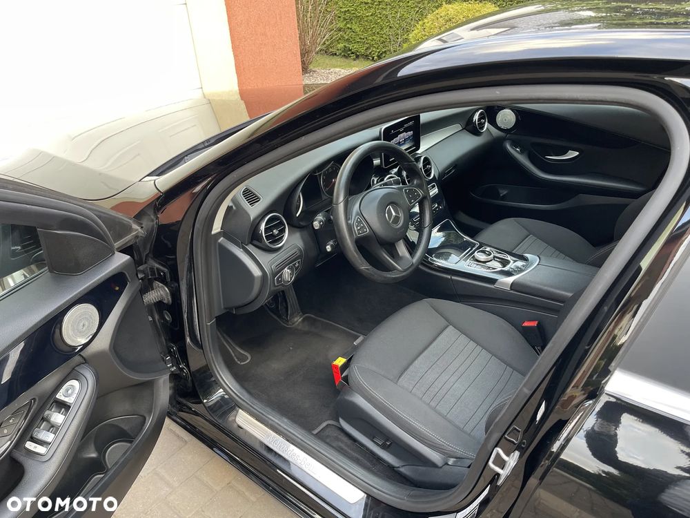 Mercedes-Benz Klasa C 180 9G-TRONIC - 7