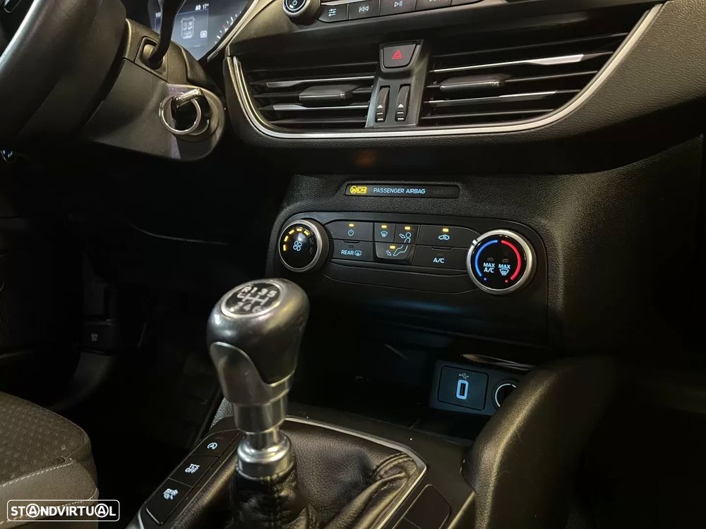 Ford Focus SW 1.5 TDCi Trend+ - 21