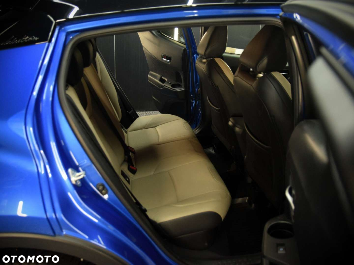 Toyota C-HR - 7