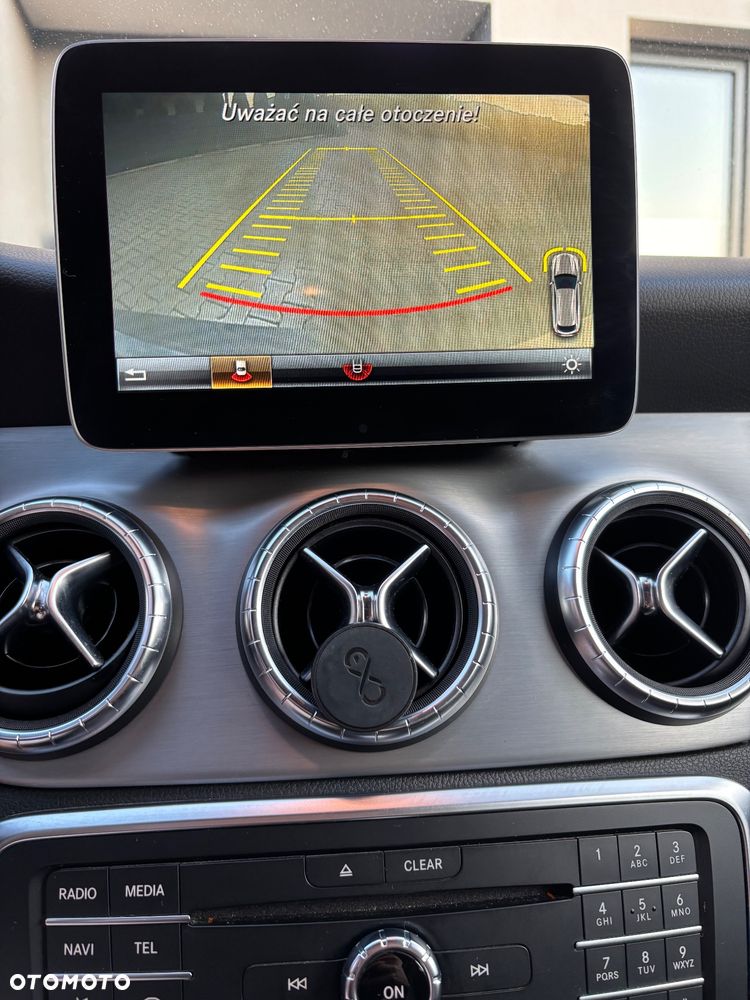 Mercedes-Benz CLA 220 4-Matic AMG Line - 26