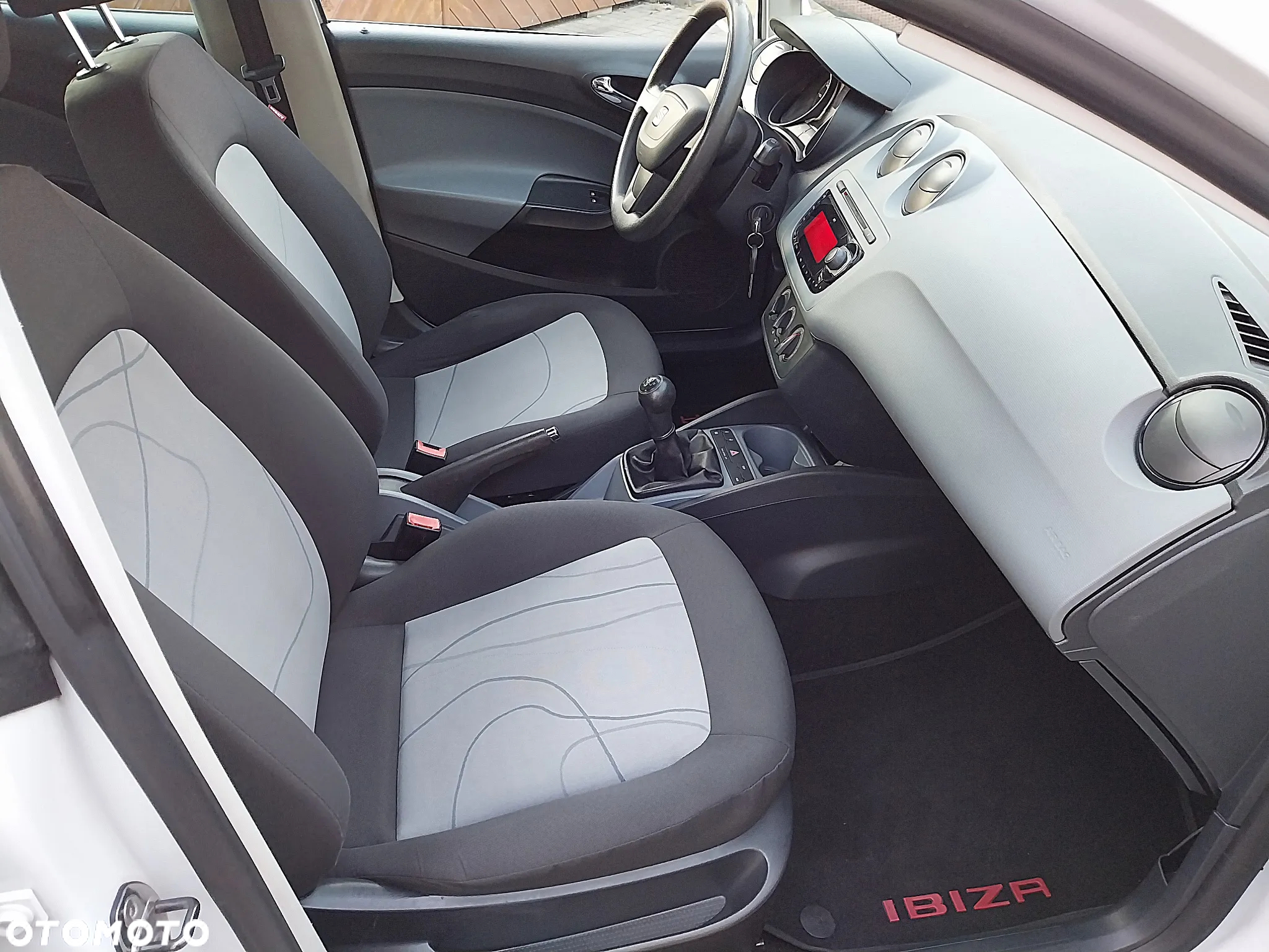 Seat Ibiza 1.4 16V Style - 7