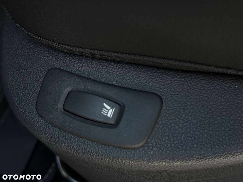 Renault Clio - 12