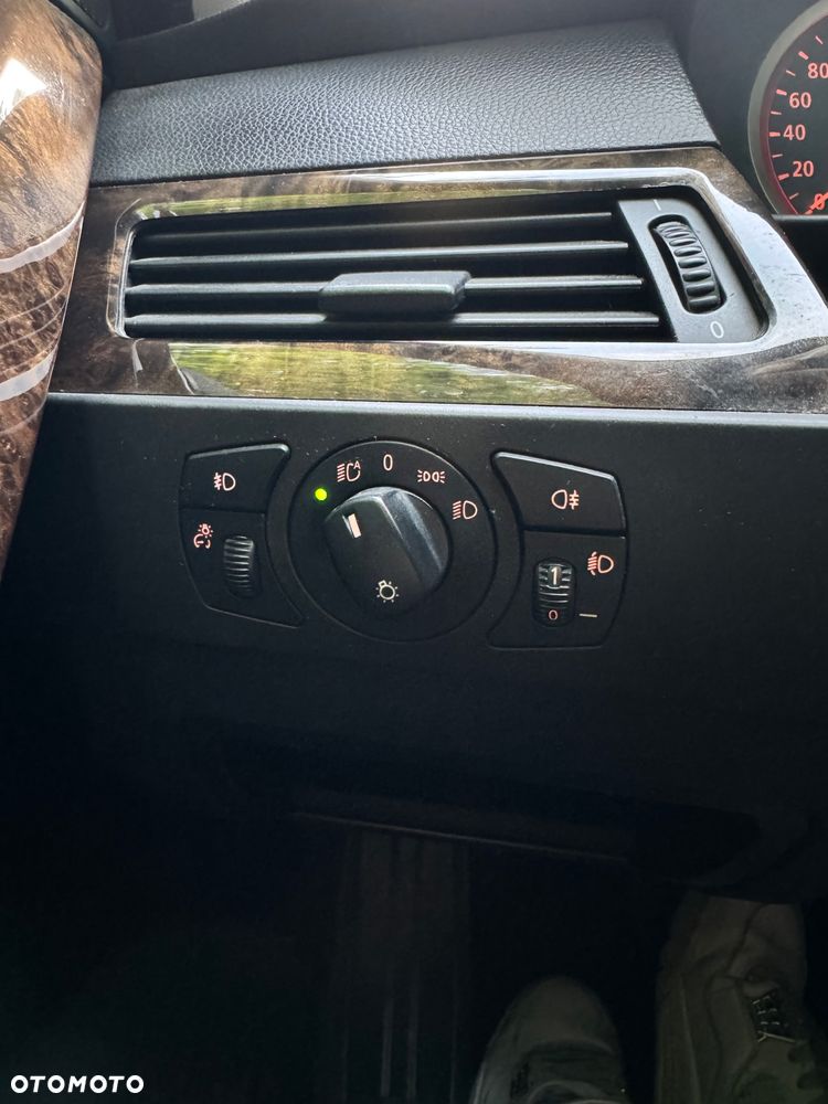 BMW Seria 5 - 27