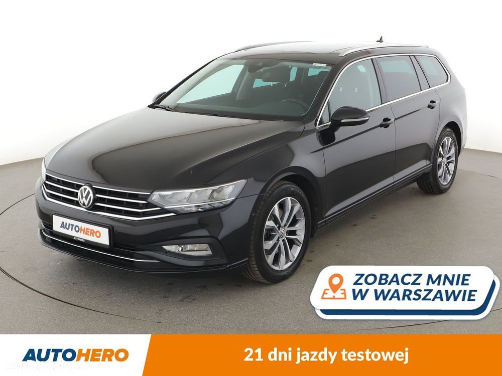 Volkswagen Passat - 1