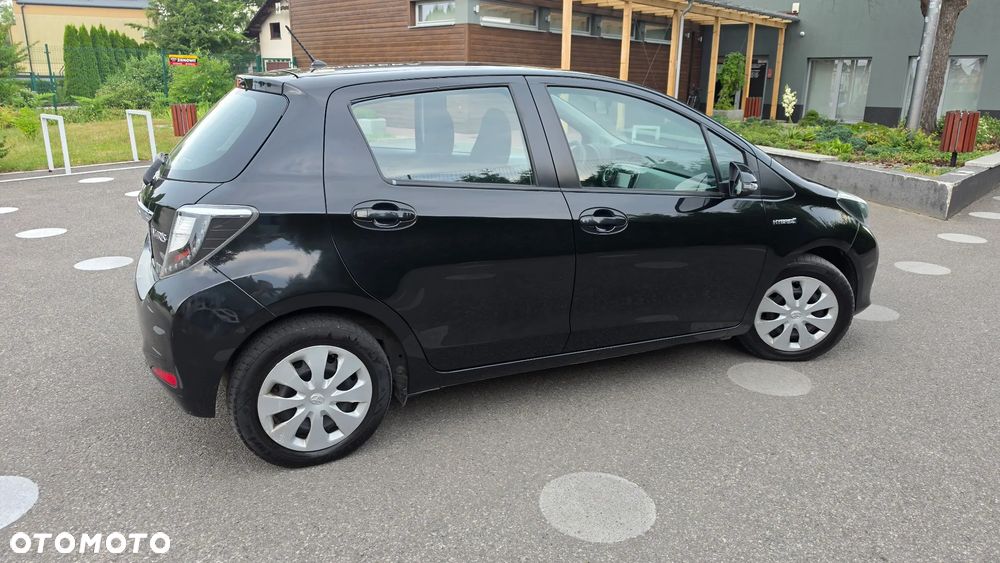 Toyota Yaris - 37