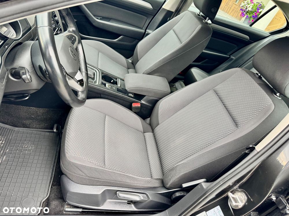 Volkswagen Passat 1.5 TSI EVO Business DSG - 11