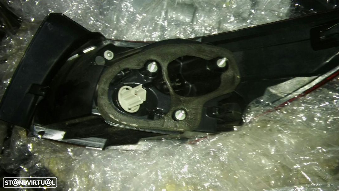 Farol traseiro lado condutor mazda 6 sw - 3