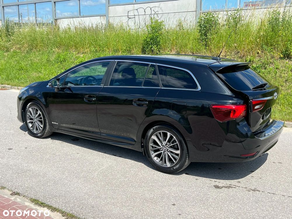 Toyota Avensis Touring Sports 1.8 Edition-S - 9