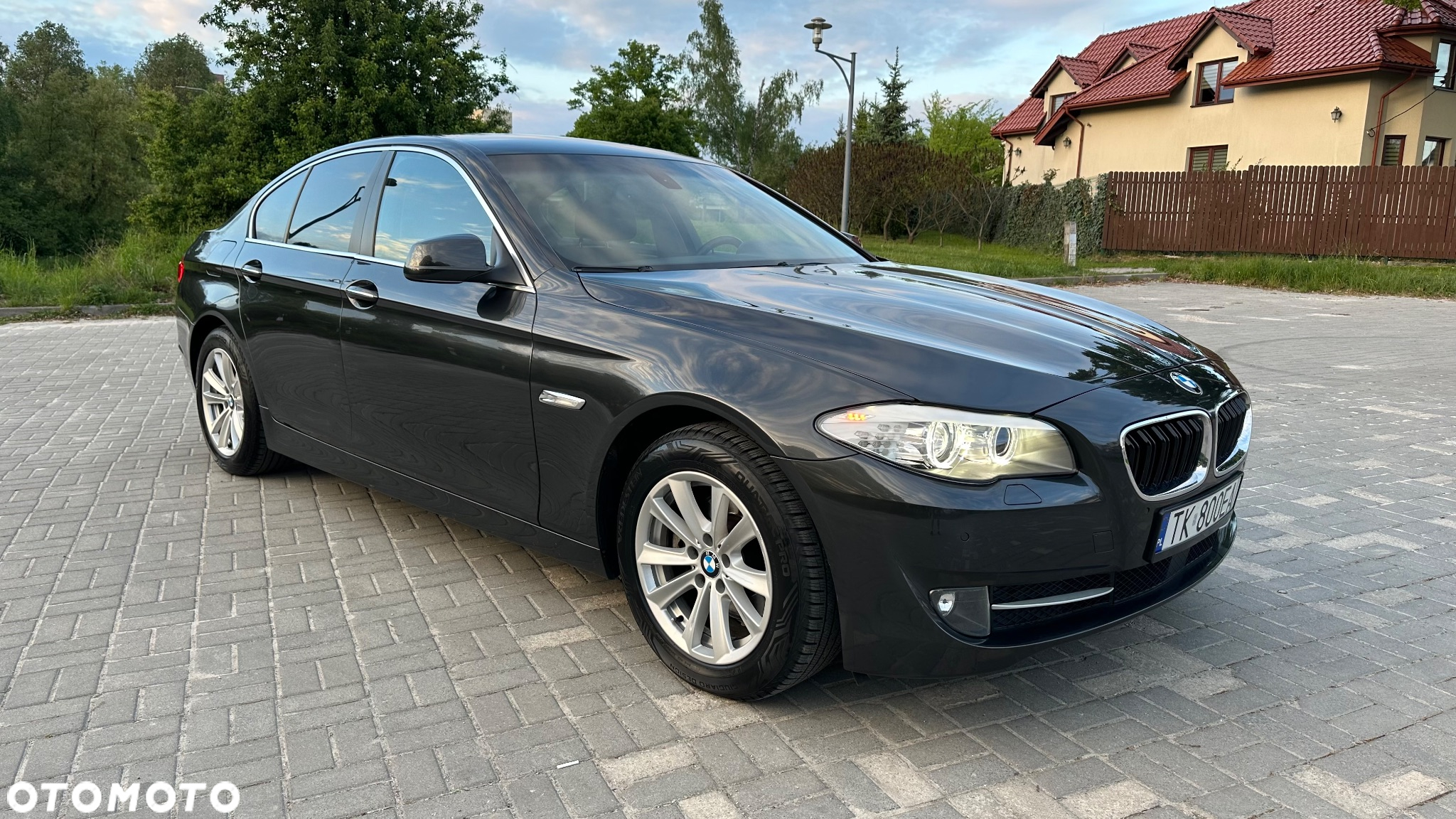 BMW Seria 5 523i Sport-Aut - 24