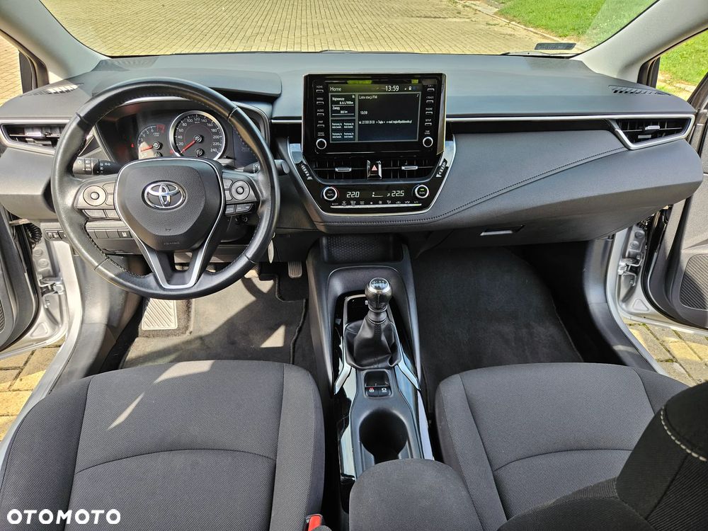 Toyota Corolla 1.5 Comfort - 21