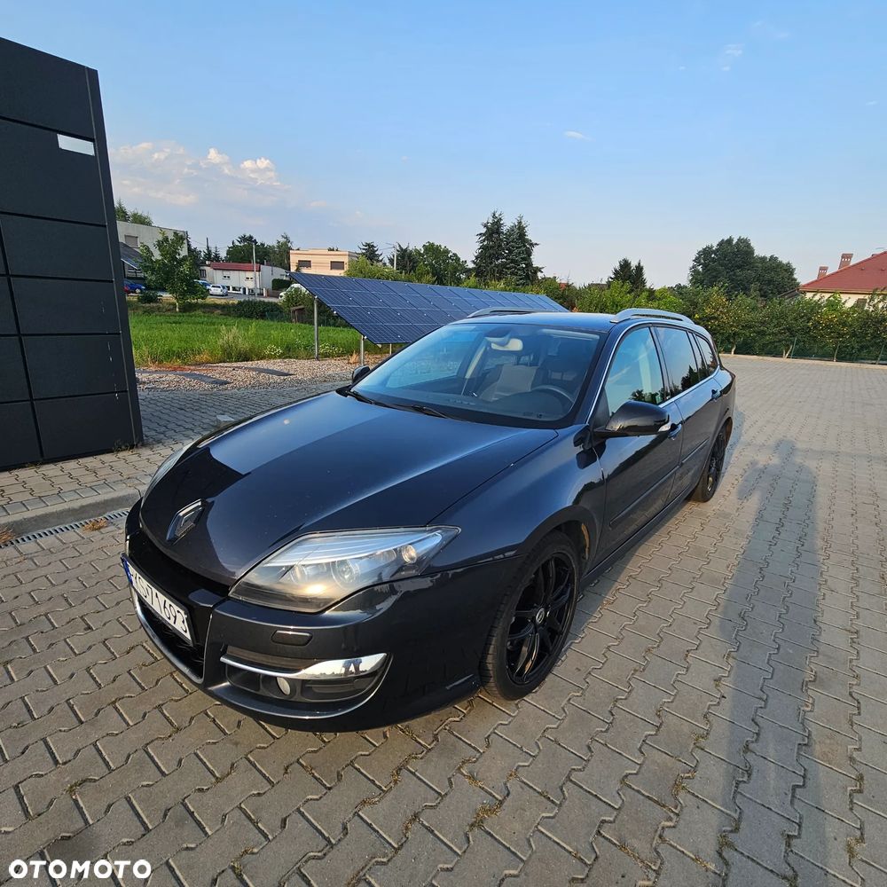 Renault Laguna dCi 180 FAP GT - 30