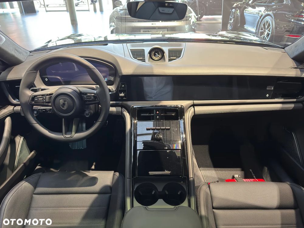 Porsche Panamera Turbo E-Hybrid PHEV - 18