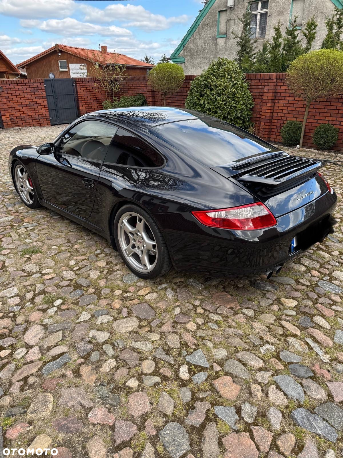 Porsche 911 Carrera - 17