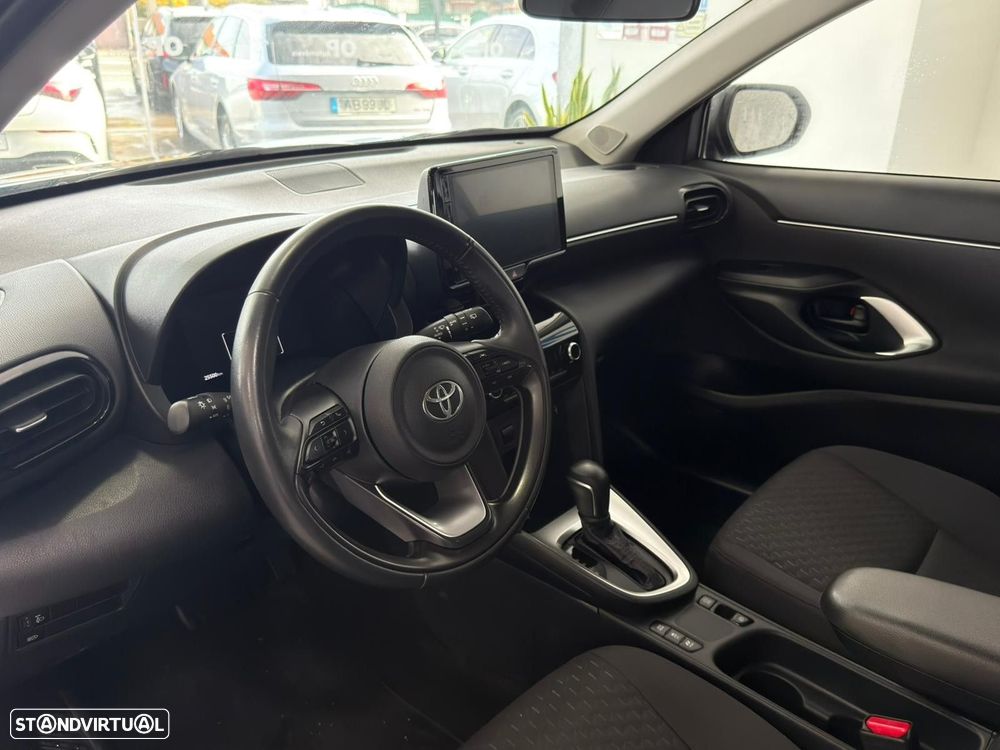 Toyota Yaris Cross 1.5 HDF Comfort Plus - 6