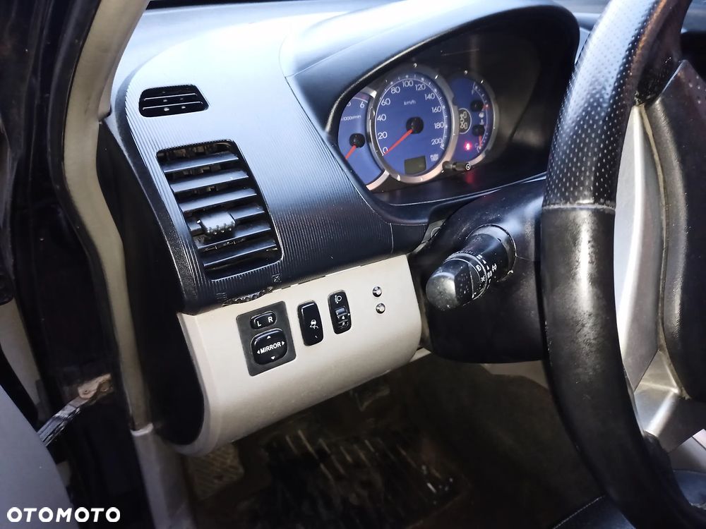 Mitsubishi L200 2.5 DID Instyle - 13