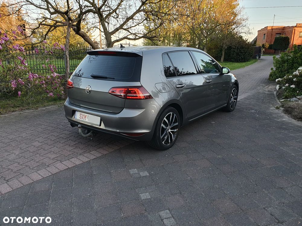 Volkswagen Golf 1.6 BlueTDI DSG Comfortline - 3