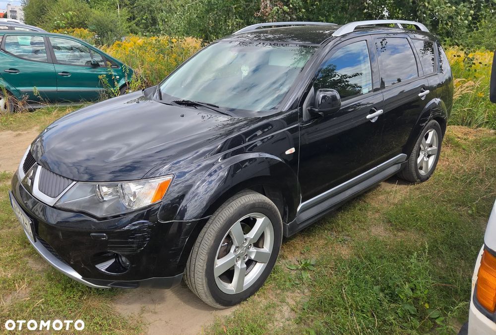 Mitsubishi Outlander 2.0 DID Intense + - 4