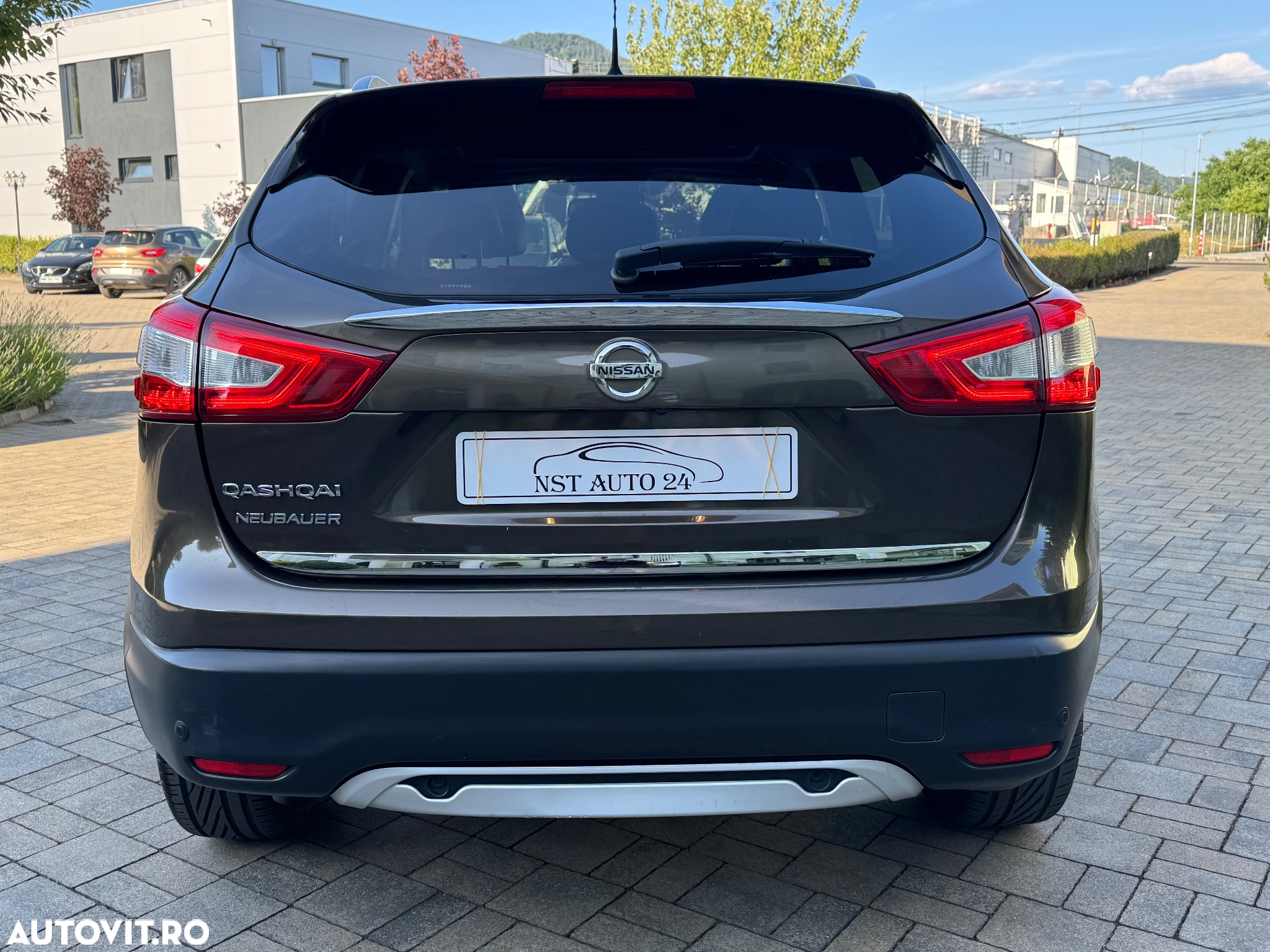 Nissan Qashqai 1.6 DCI Start/Stop X-TRONIC Tekna - 15