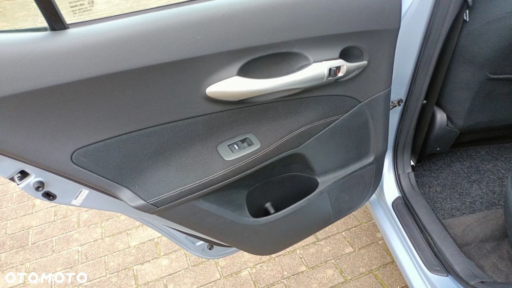 Toyota Auris 1.8 HSD Luna - 18