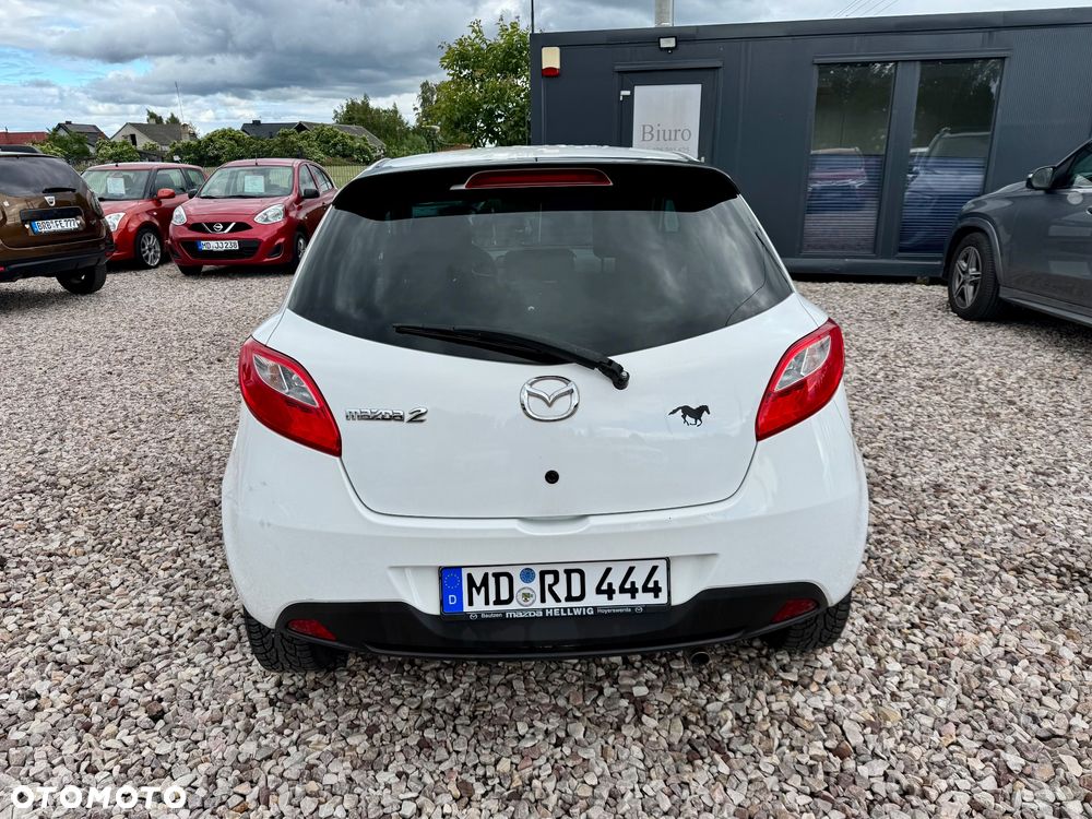 Mazda 2 - 6