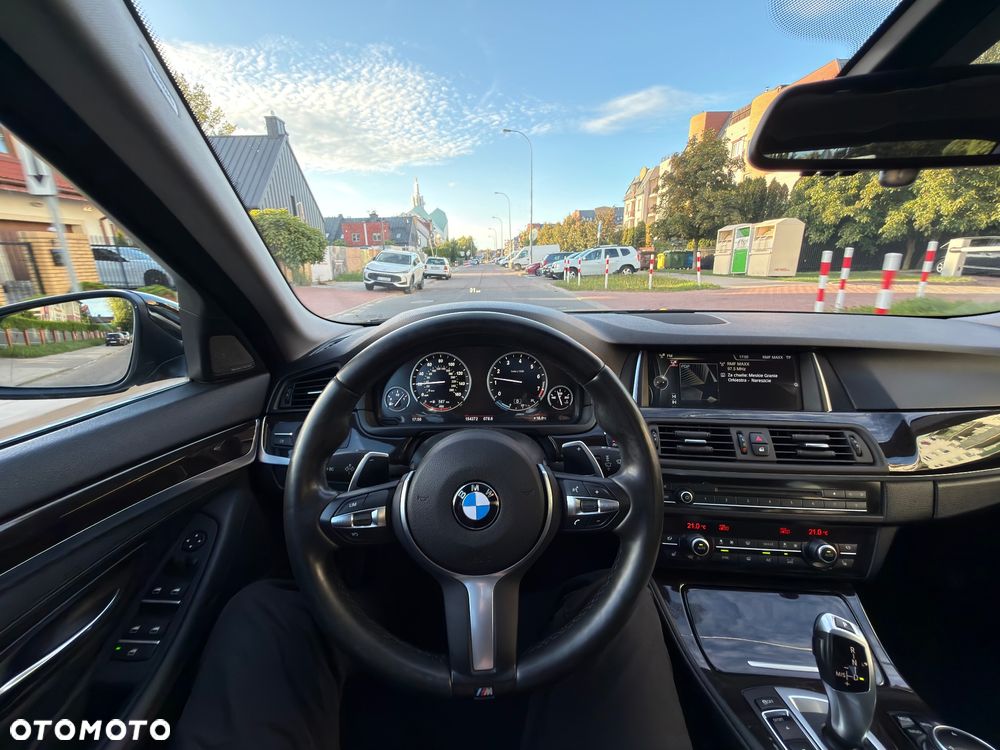 BMW Seria 5 528i xDrive - 17