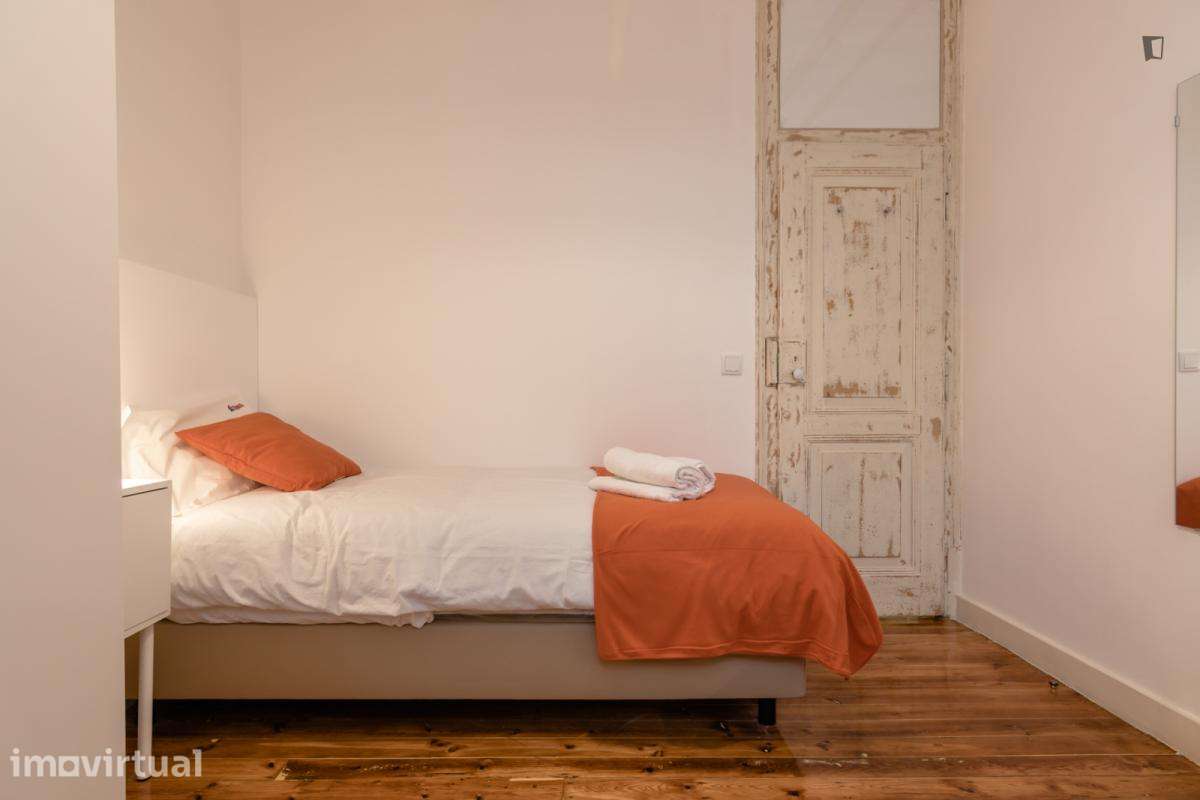 Quarto - localizado em Avenida da Liberdade Lisbon - Grande imagem: 5/18