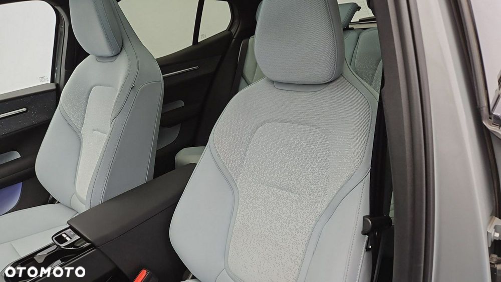 Volvo EX30 69kWh Single Motor Long Range Ultra - 11