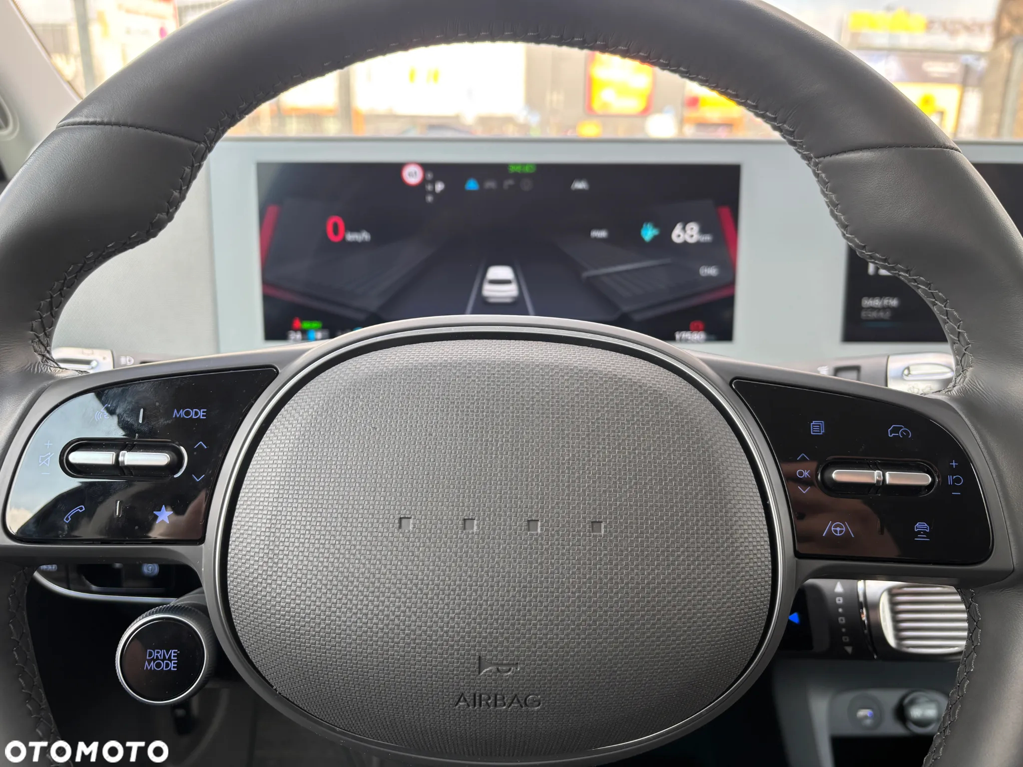 Hyundai IONIQ - 14