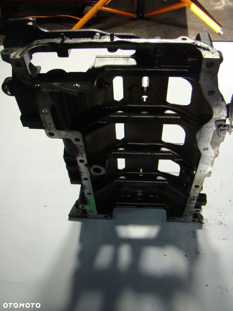 podstawa miski olejowej transit ducato boxer jumper 2.2 euro 4 6c1q6u003af - 3
