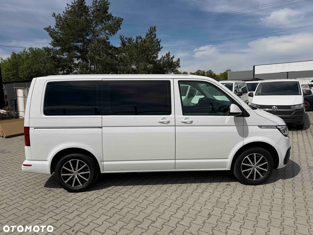 Volkswagen Caravelle 2.0 TDI L2 Comfortline DSG - 4