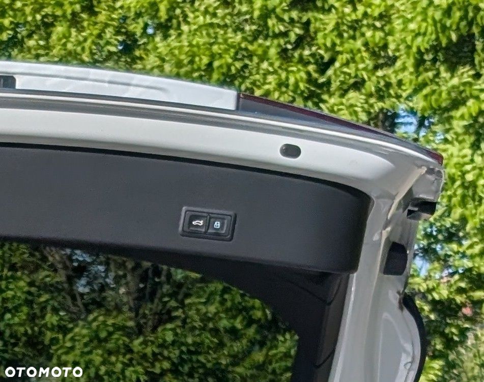 Audi A6 Allroad - 33