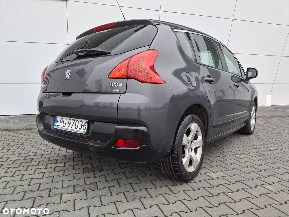 Peugeot 3008 HDi FAP 115 EGS6 Stop&Start Business-Line - 16