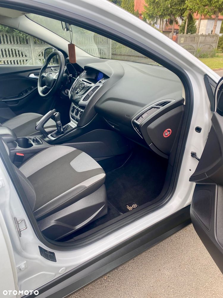Ford Focus 1.6 TI-VCT Champions Edition - 26