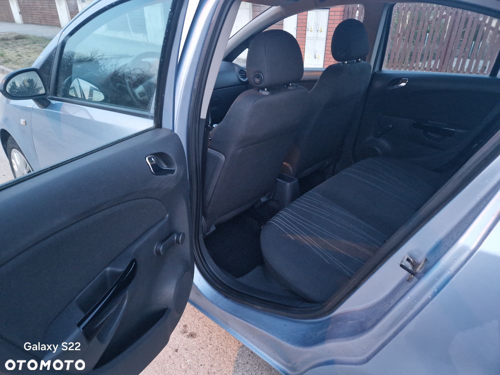 Opel Corsa - 11