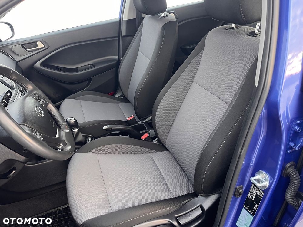 Hyundai i20 1.2 Fresh - 18