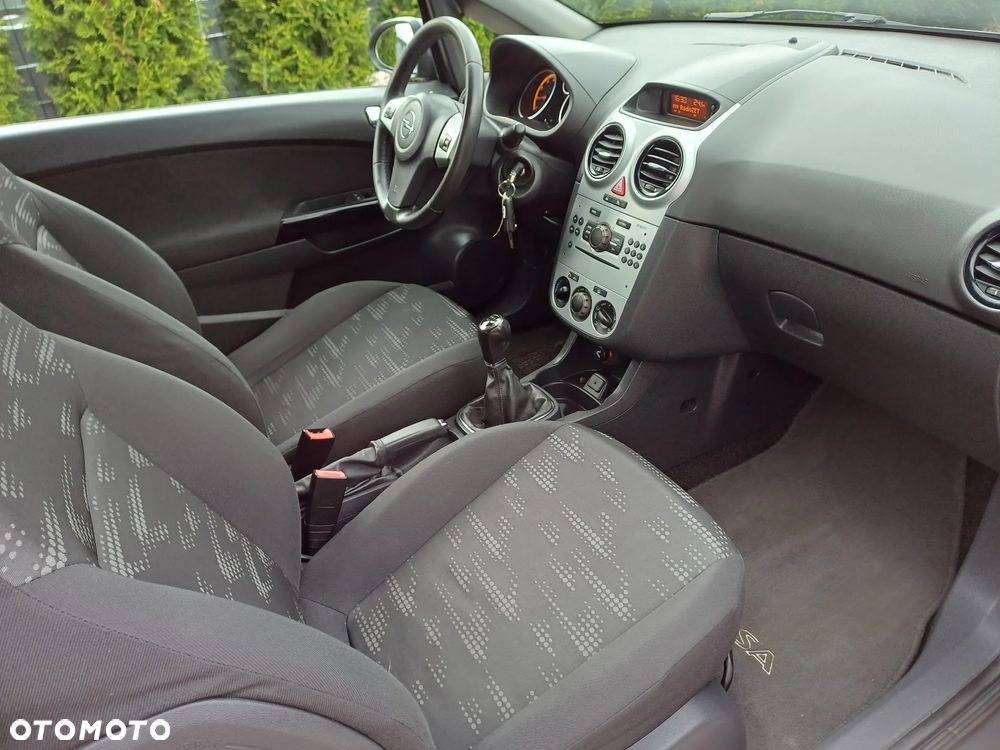 Opel Corsa - 14