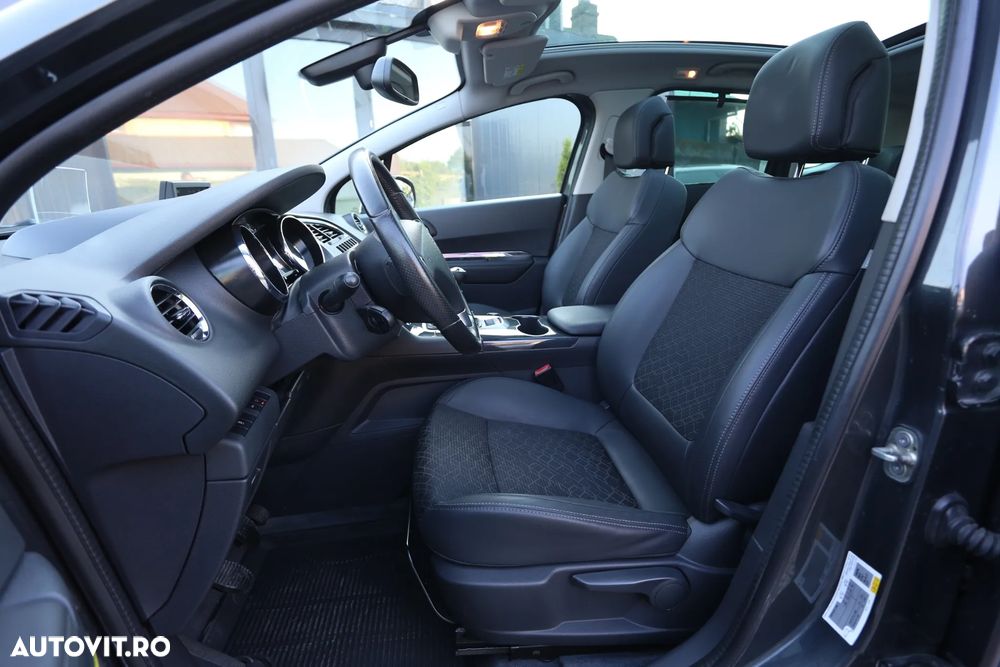 Peugeot 3008 1.2 PureTech Turbo S&S Allure - 12